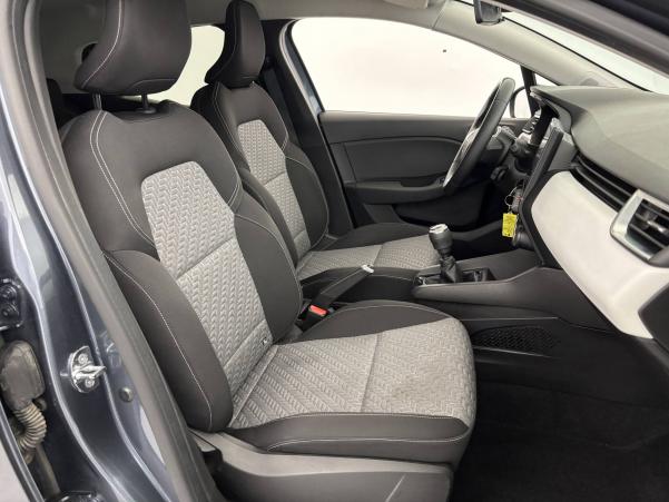Vente en ligne Renault Clio 5 Clio Blue dCi 100 au prix de 14 570 €