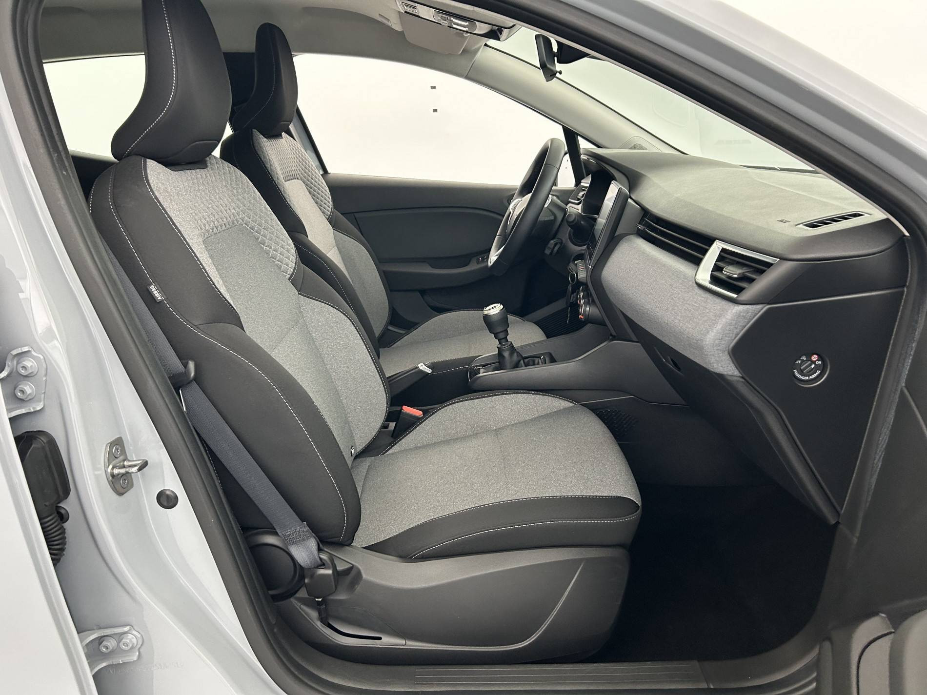 Vente en ligne Renault Clio 5 Clio TCe 90 au prix de 15 990 €