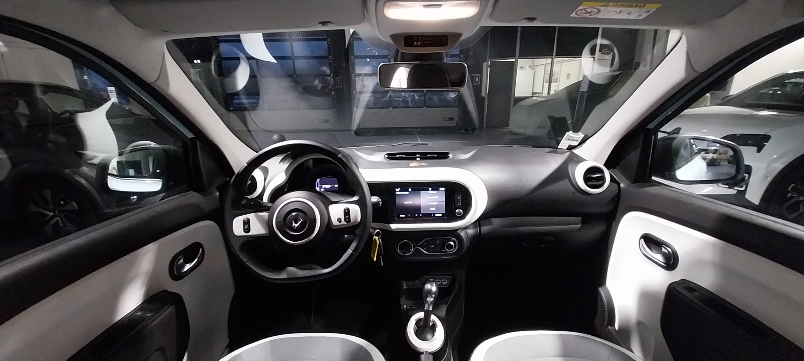 Vente en ligne Renault Twingo Electrique Twingo III E-Tech au prix de 11 790 €