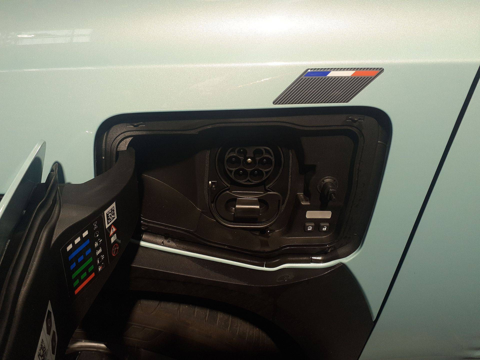 Vente en ligne Renault R4 E-Tech  150 ch autonomie confort au prix de 33 990 €