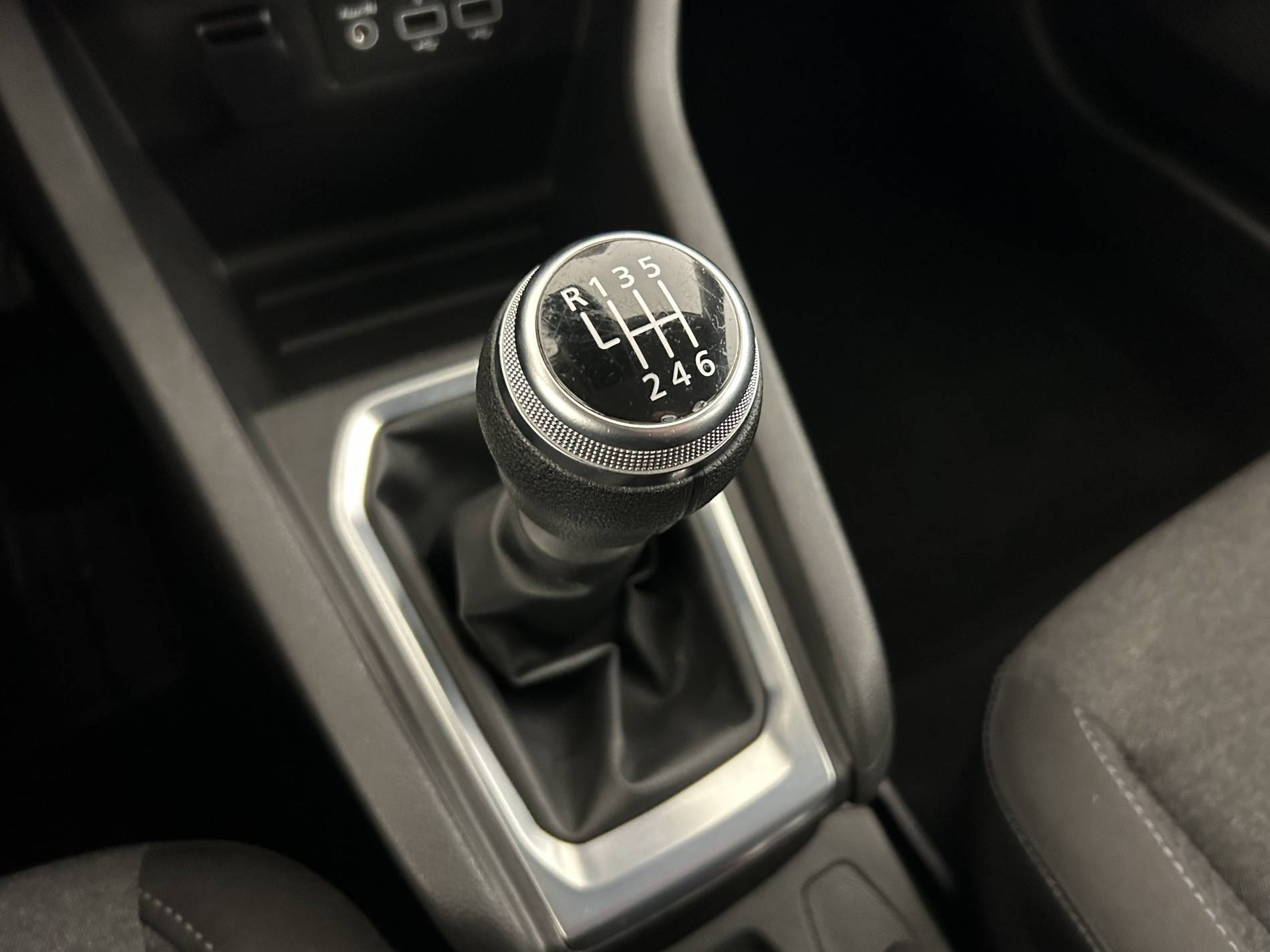 Vente en ligne Renault Clio 5 Clio TCe 90 au prix de 13 290 €