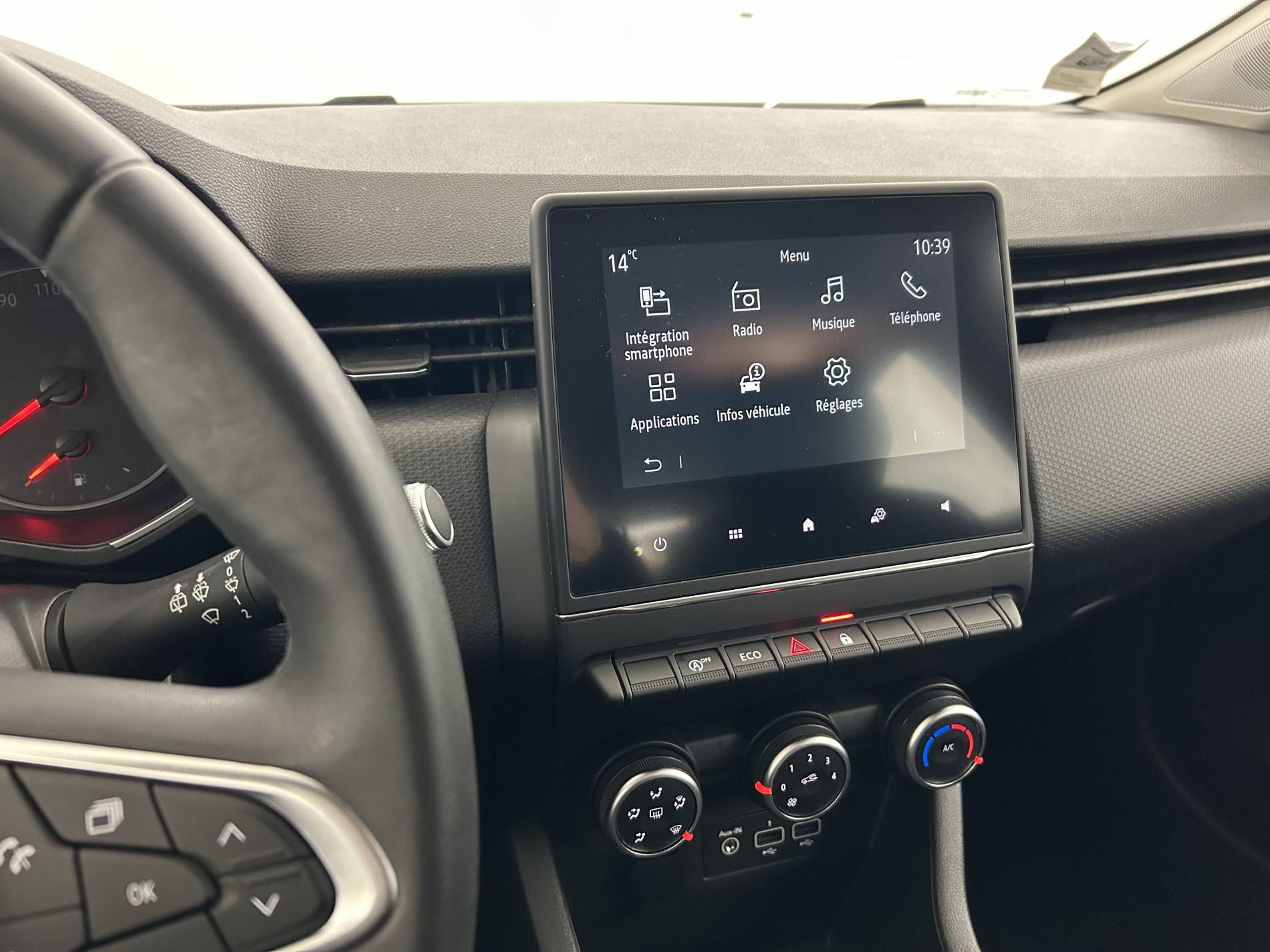 Vente en ligne Renault Clio 5 Clio TCe 90 au prix de 13 290 €