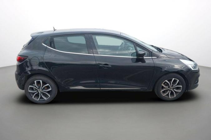 Vente en ligne Renault Clio 4 Clio dCi 90 E6C EDC au prix de 13 970 €