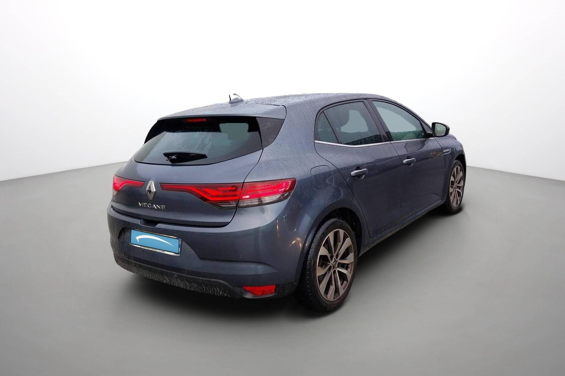 Vente en ligne Renault Megane 4  Blue dCi 115 EDC au prix de 19 890 €