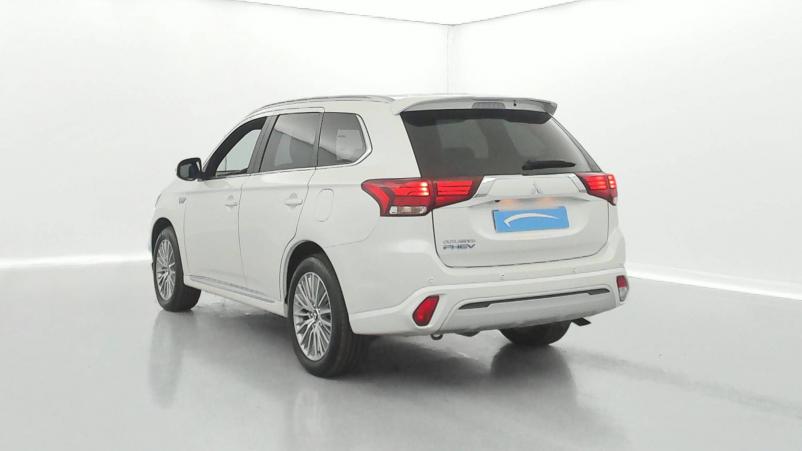 Vente en ligne Mitsubishi Outlander Outlander 2.4l PHEV Twin Motor 4WD au prix de 25 990 €