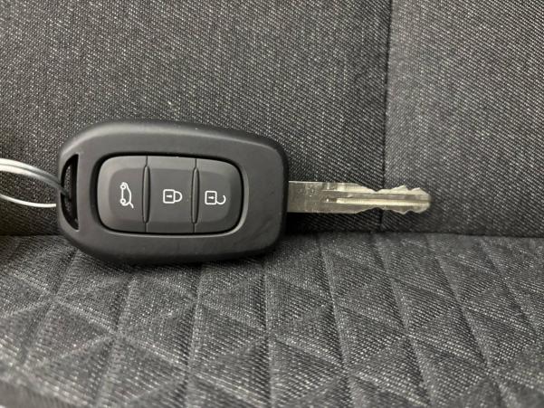 Vente en ligne Renault Clio 5 Clio TCe 90 au prix de 15 970 €