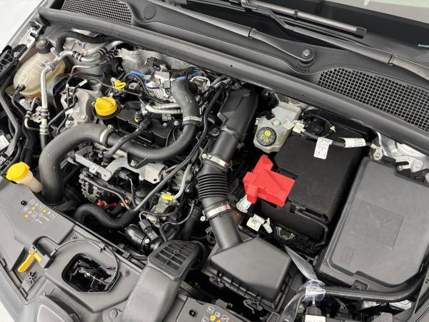 Vente en ligne Renault Clio 5 Clio TCe 90 au prix de 15 970 €