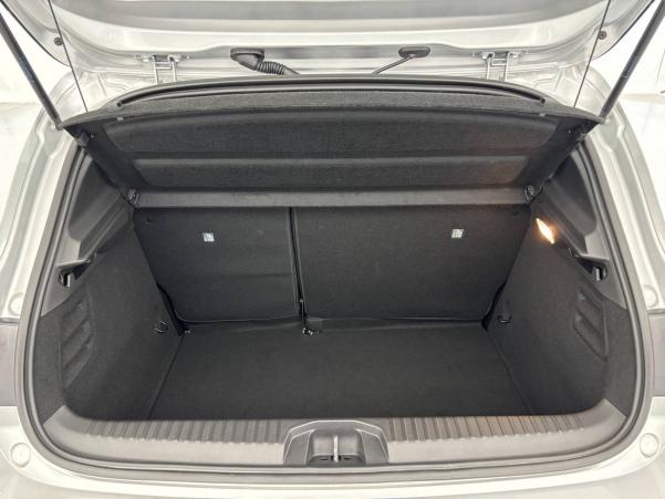 Vente en ligne Renault Clio 5 Clio TCe 90 au prix de 15 970 €
