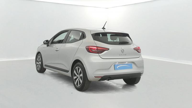 Vente en ligne Renault Clio 5 Clio TCe 90 au prix de 15 970 €