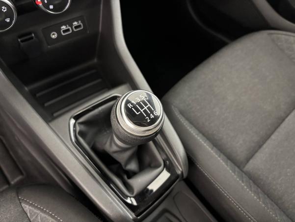 Vente en ligne Renault Clio 5 Clio TCe 90 au prix de 16 170 €