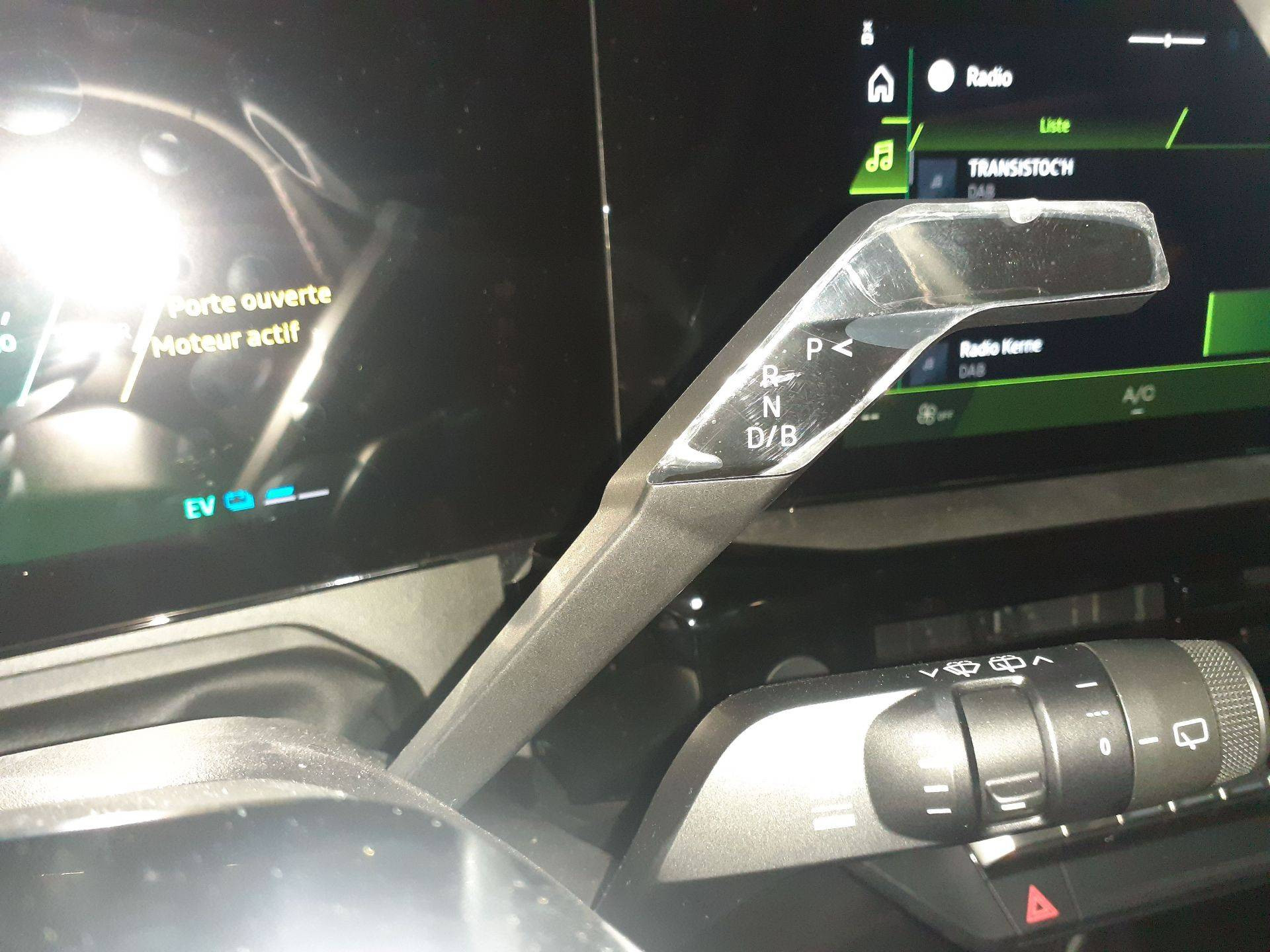 Vente en ligne Renault Clio 6 Clio E-Tech full hybrid 160 ch au prix de 30 150 €