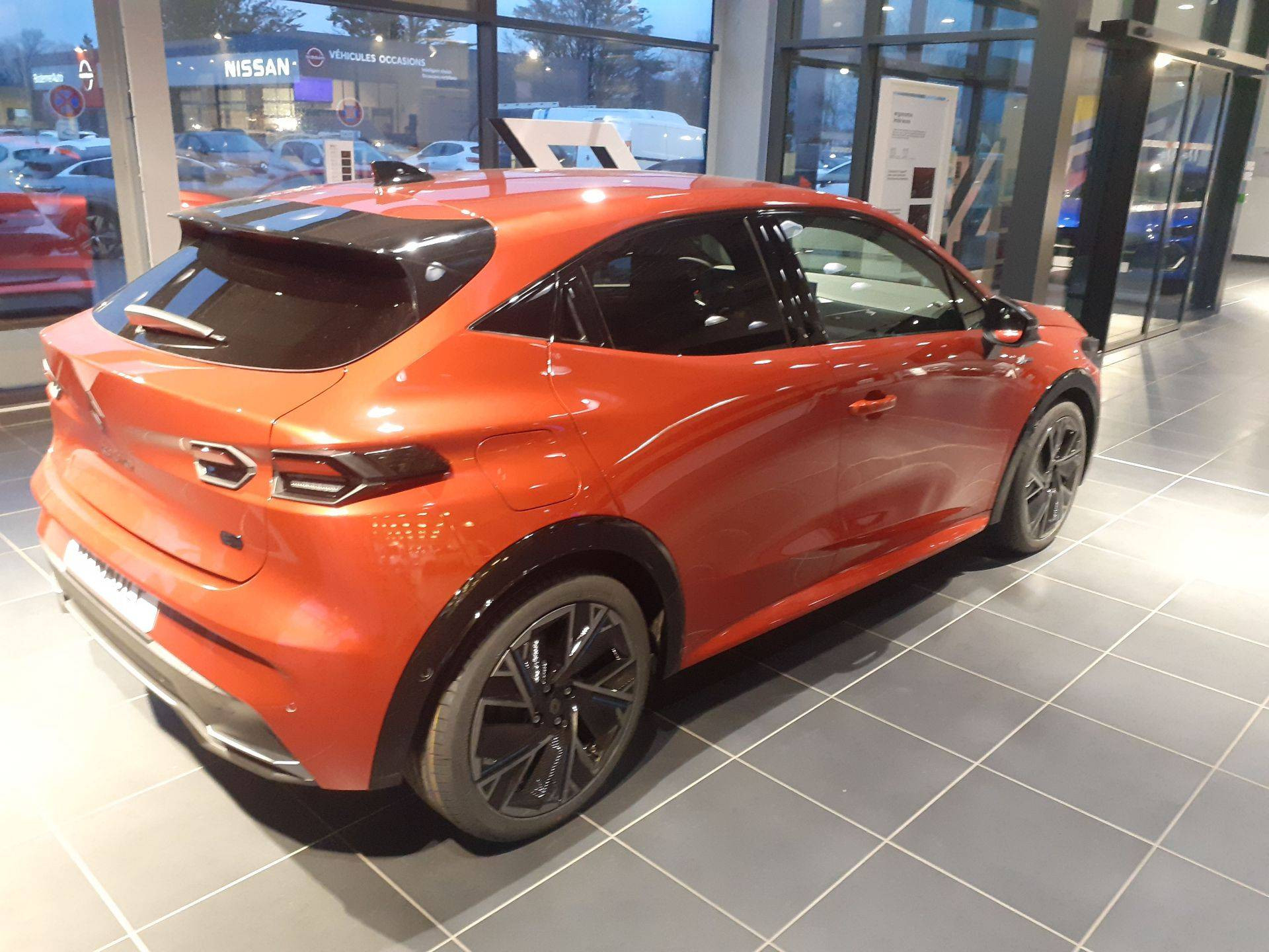 Vente en ligne Renault Clio 6 Clio E-Tech full hybrid 160 ch au prix de 30 150 €