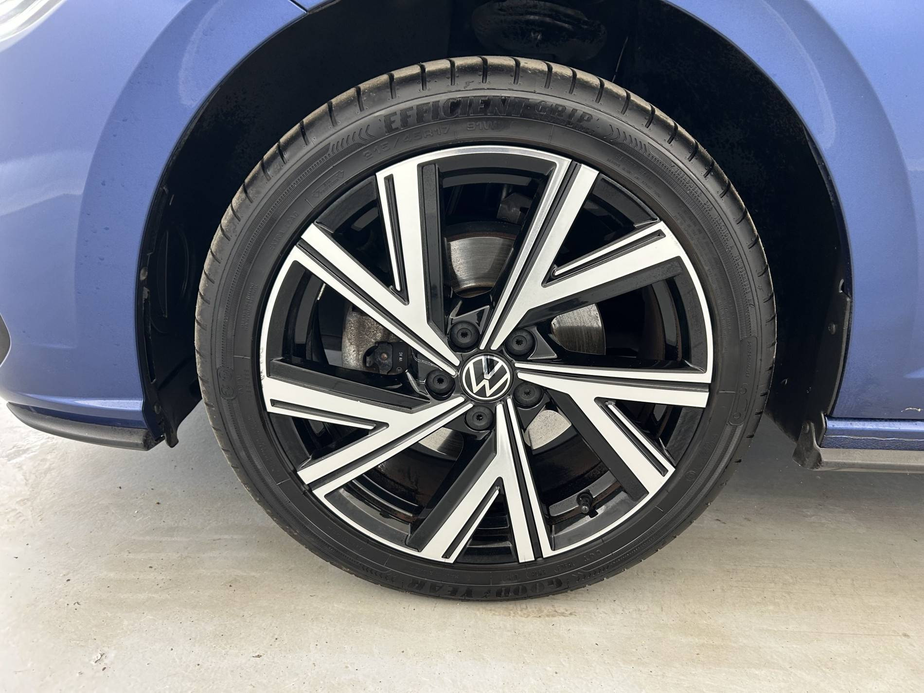 Vente en ligne Volkswagen Polo  1.0 TSI 110 S&S DSG7 au prix de 20 890 €