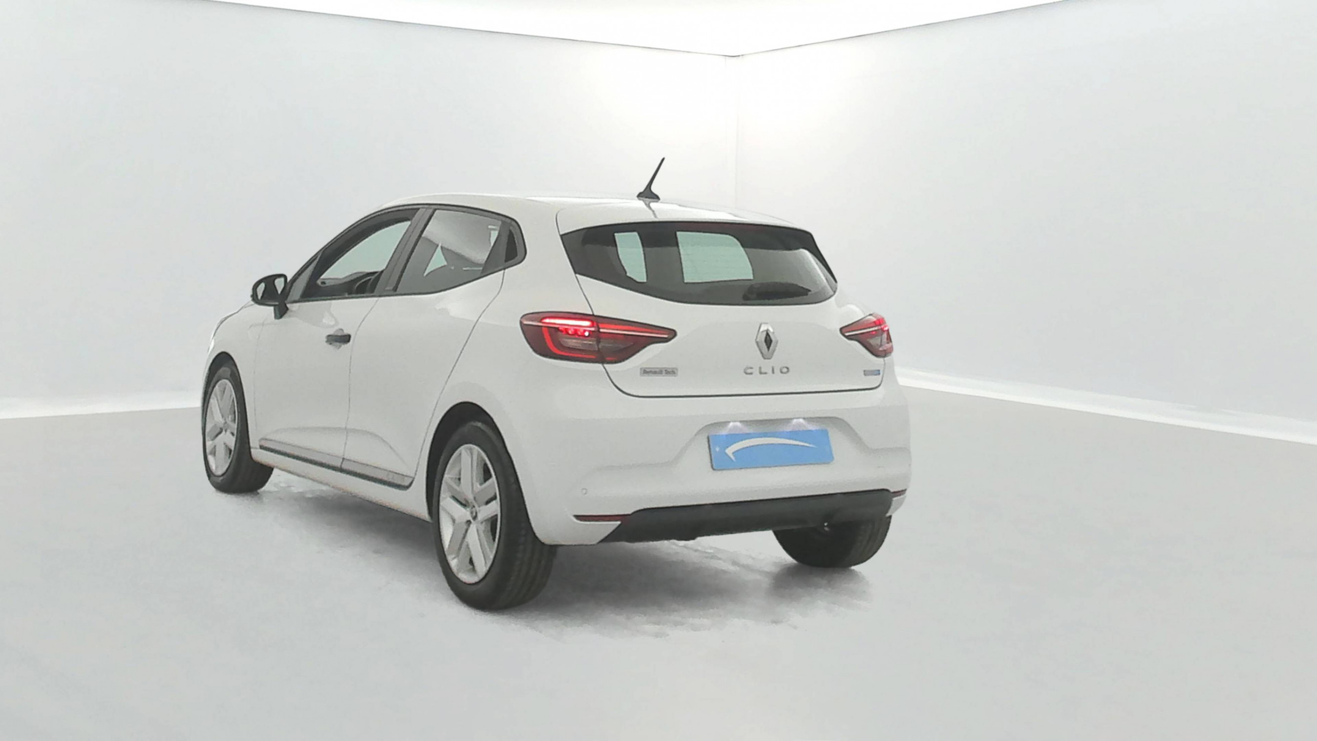 Vente en ligne Renault Clio 5 Clio E-Tech 140 - 21 au prix de 13 990 €