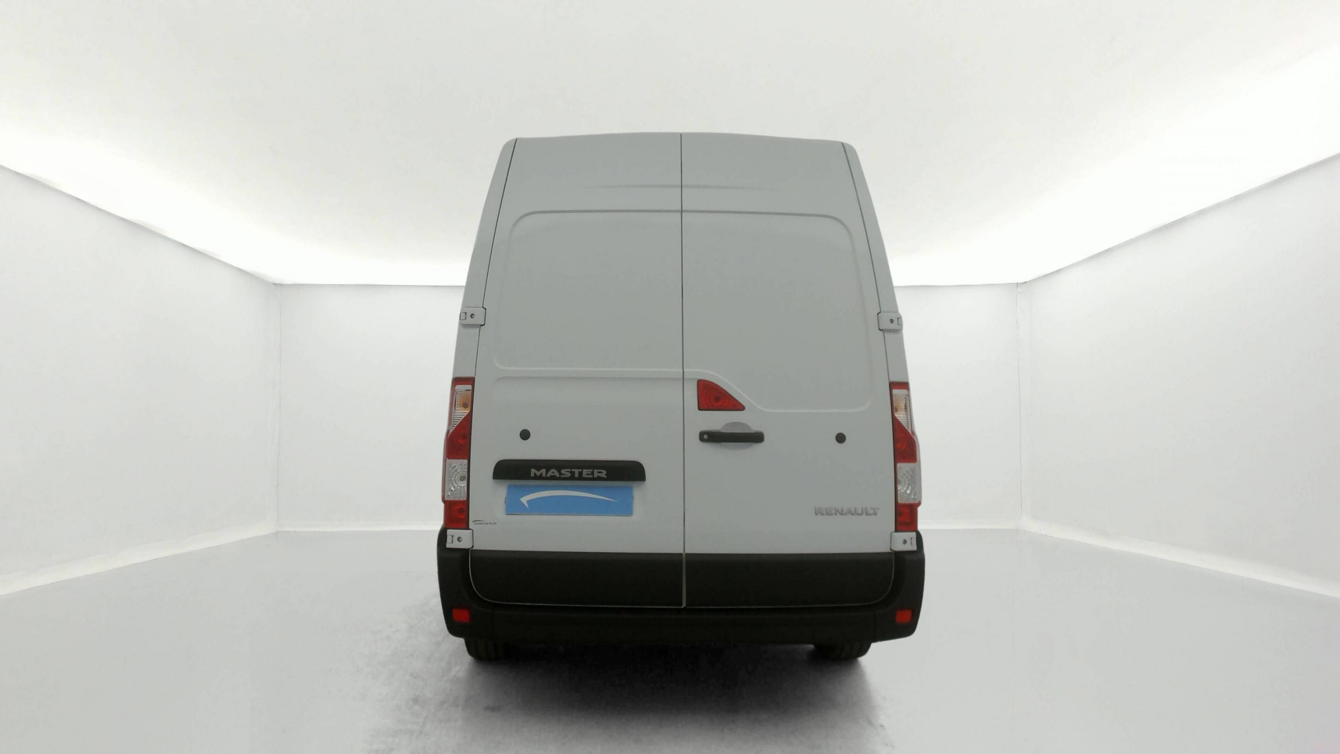 Vente en ligne Renault Master Fourgon MASTER FGN TRAC F3500 L2H2 BLUE DCI 135 au prix de 24 990 €