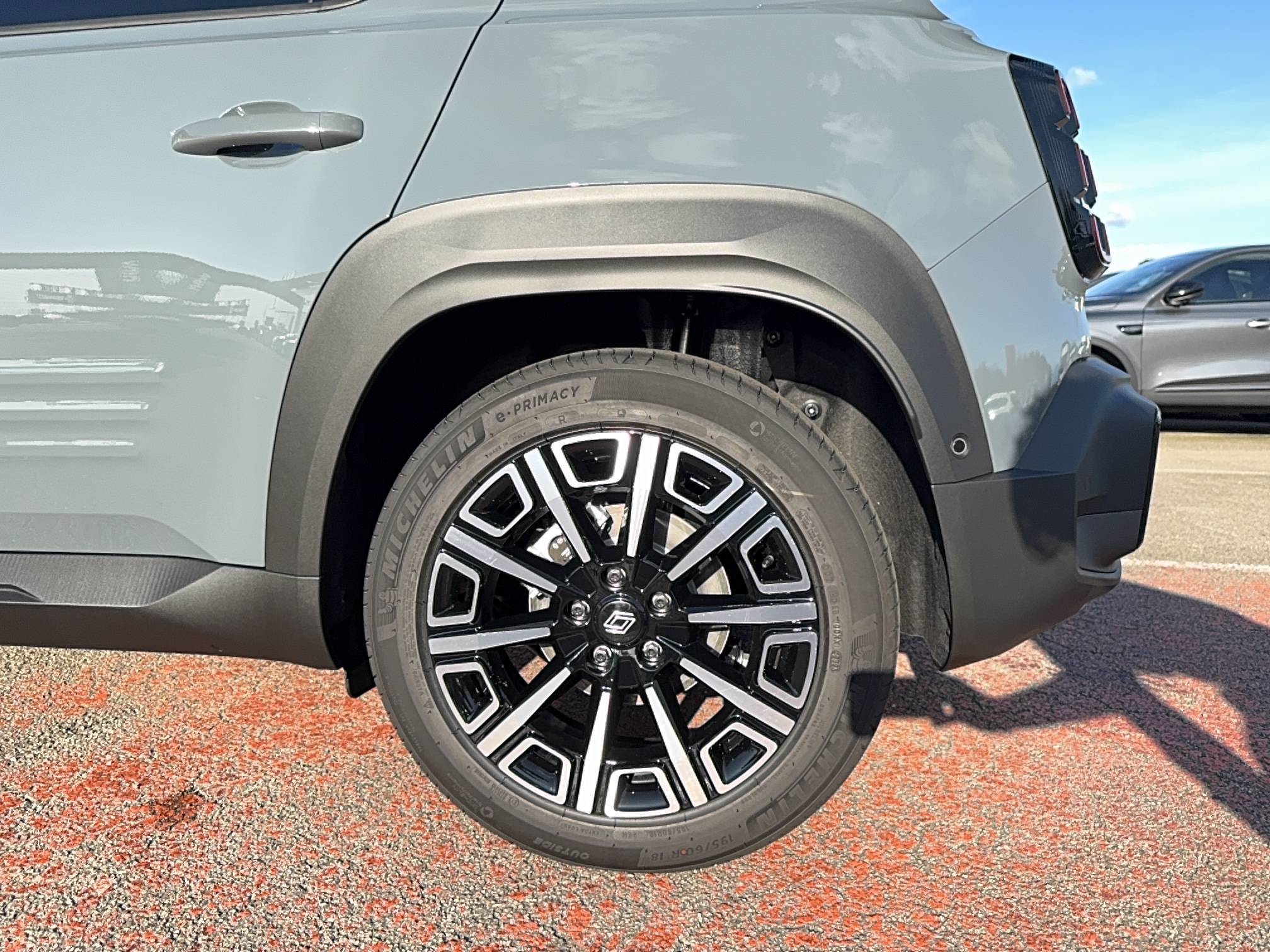 Vente en ligne Renault R4 E-Tech  150 ch autonomie confort au prix de 32 490 €