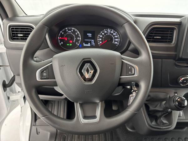 Vente en ligne Renault Master Fourgon MASTER FGN TRAC F3300 L1H2 BLUE DCI 150 au prix de 25 370 €