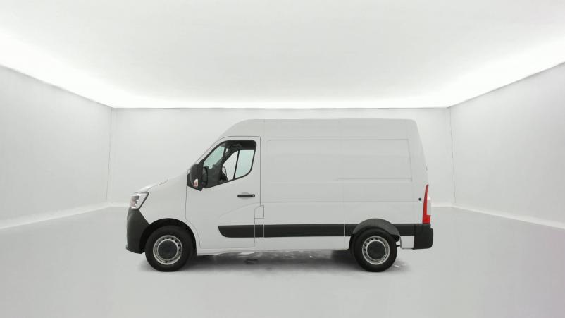 Vente en ligne Renault Master Fourgon MASTER FGN TRAC F3300 L1H2 BLUE DCI 150 au prix de 25 370 €