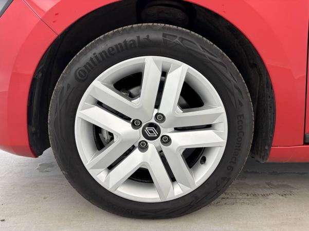 Vente en ligne Renault Clio 5 Clio dCi 100 au prix de 16 970 €