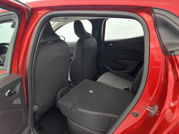 Vente en ligne Renault Clio 5 Clio dCi 100 au prix de 16 970 €