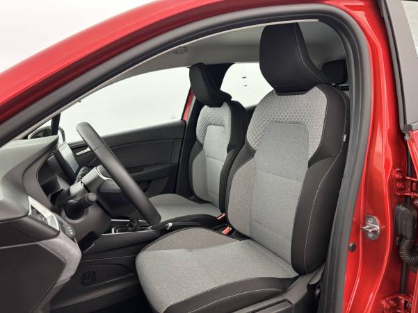 Vente en ligne Renault Clio 5 Clio dCi 100 au prix de 16 970 €