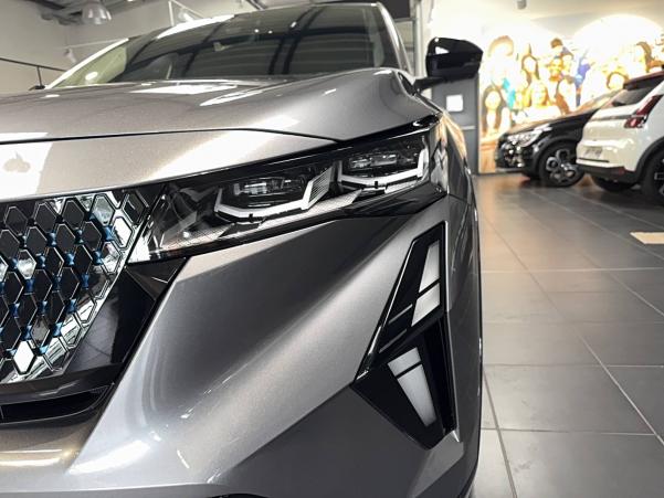 Vente en ligne Renault Rafale  E-Tech full hybrid 200 au prix de 46 990 €