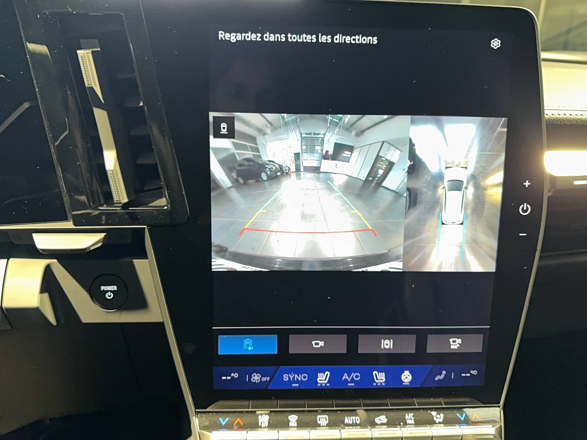 Vente en ligne Renault Megane E-Tech  220 ch autonomie confort GSR2 au prix de 36 490 €