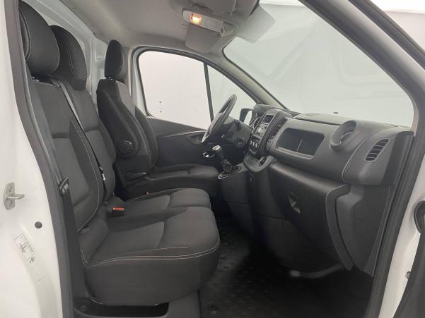 Vente en ligne Renault Trafic 3 Fourgon TRAFIC FGN L2H1 1300 KG DCI 120 au prix de 21 890 €