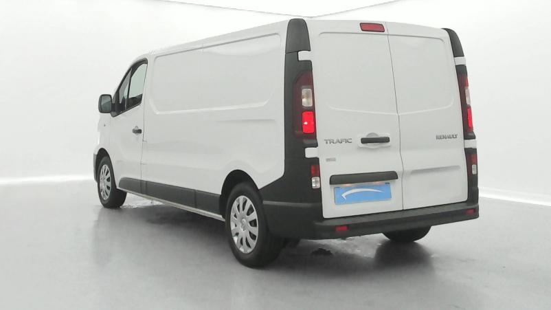 Vente en ligne Renault Trafic 3 Fourgon TRAFIC FGN L2H1 1300 KG DCI 120 au prix de 21 890 €