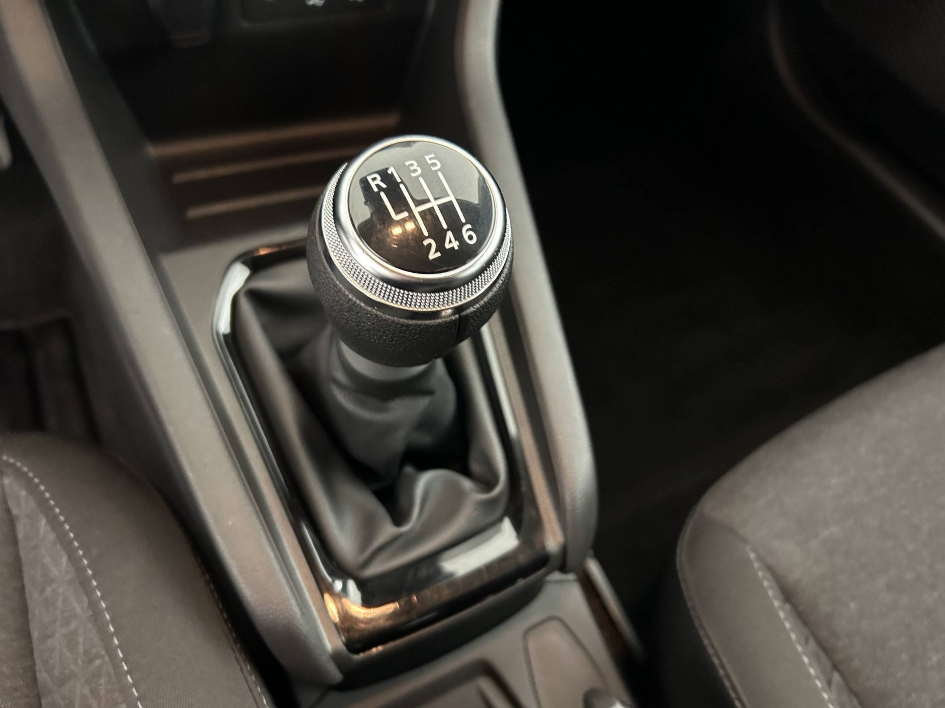 Vente en ligne Renault Clio 5 Clio TCe 90 au prix de 13 990 €