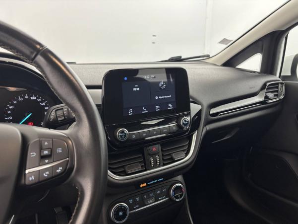 Vente en ligne Ford Fiesta  1.0 EcoBoost 100 ch S&S BVM6 au prix de 11 470 €