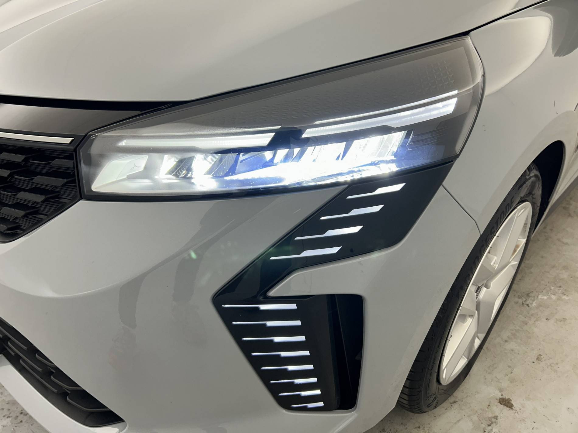 Vente en ligne Renault Clio 5 Clio TCe 90 au prix de 16 290 €