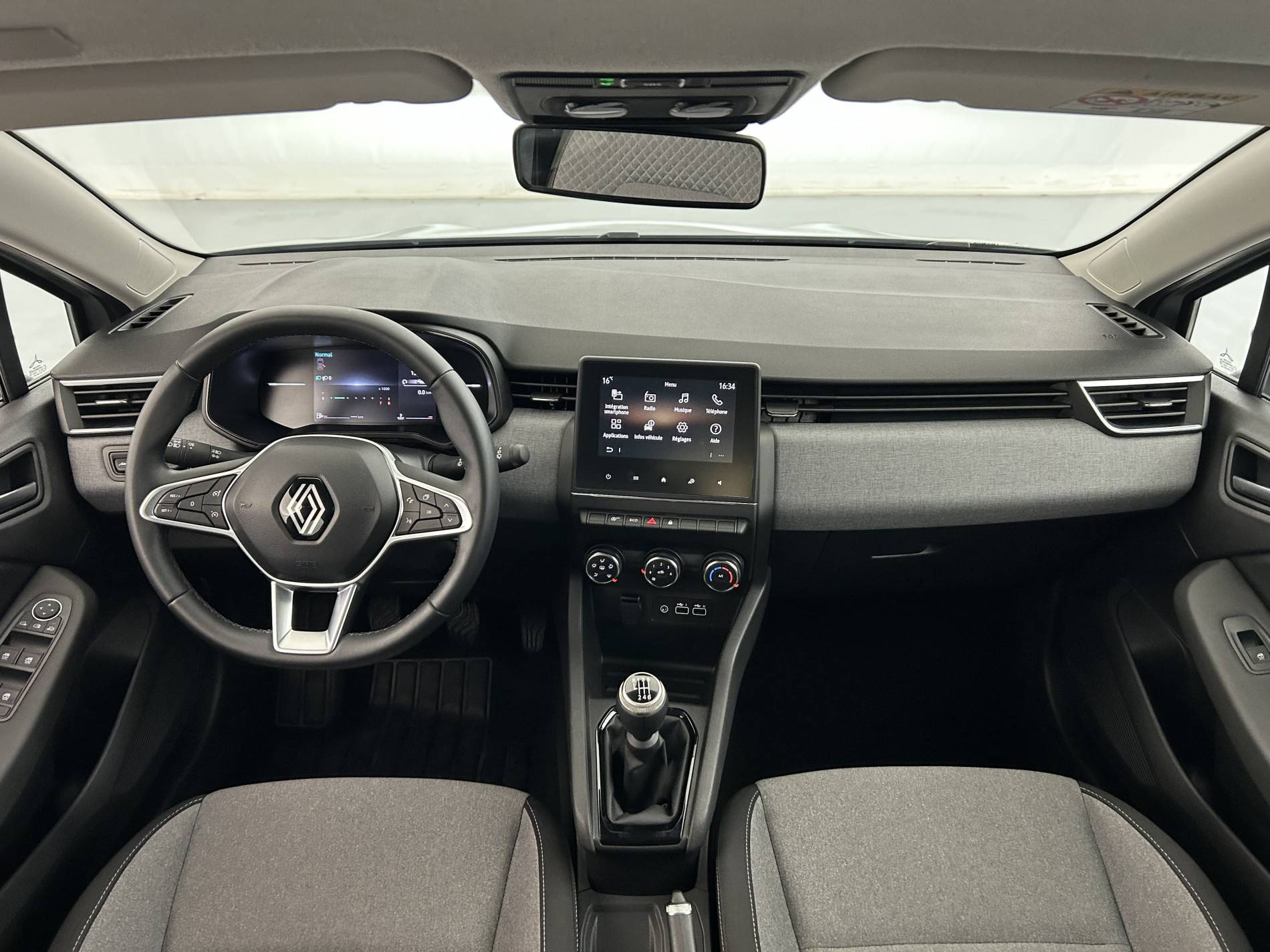 Vente en ligne Renault Clio 5 Clio TCe 90 au prix de 16 290 €