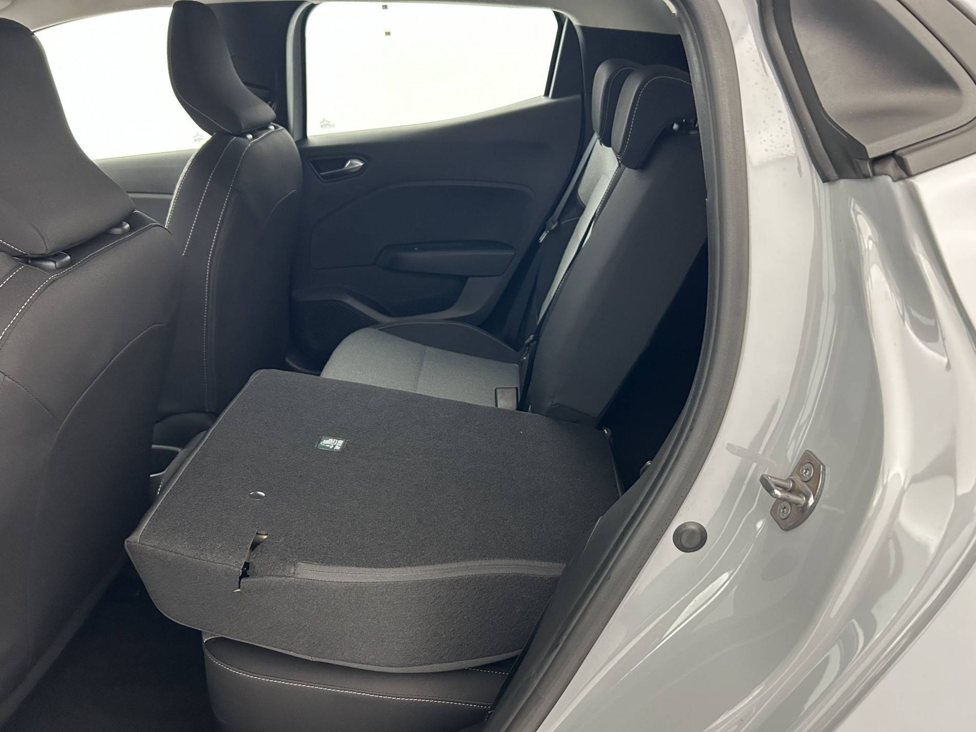 Vente en ligne Renault Clio 5 Clio TCe 90 au prix de 16 290 €