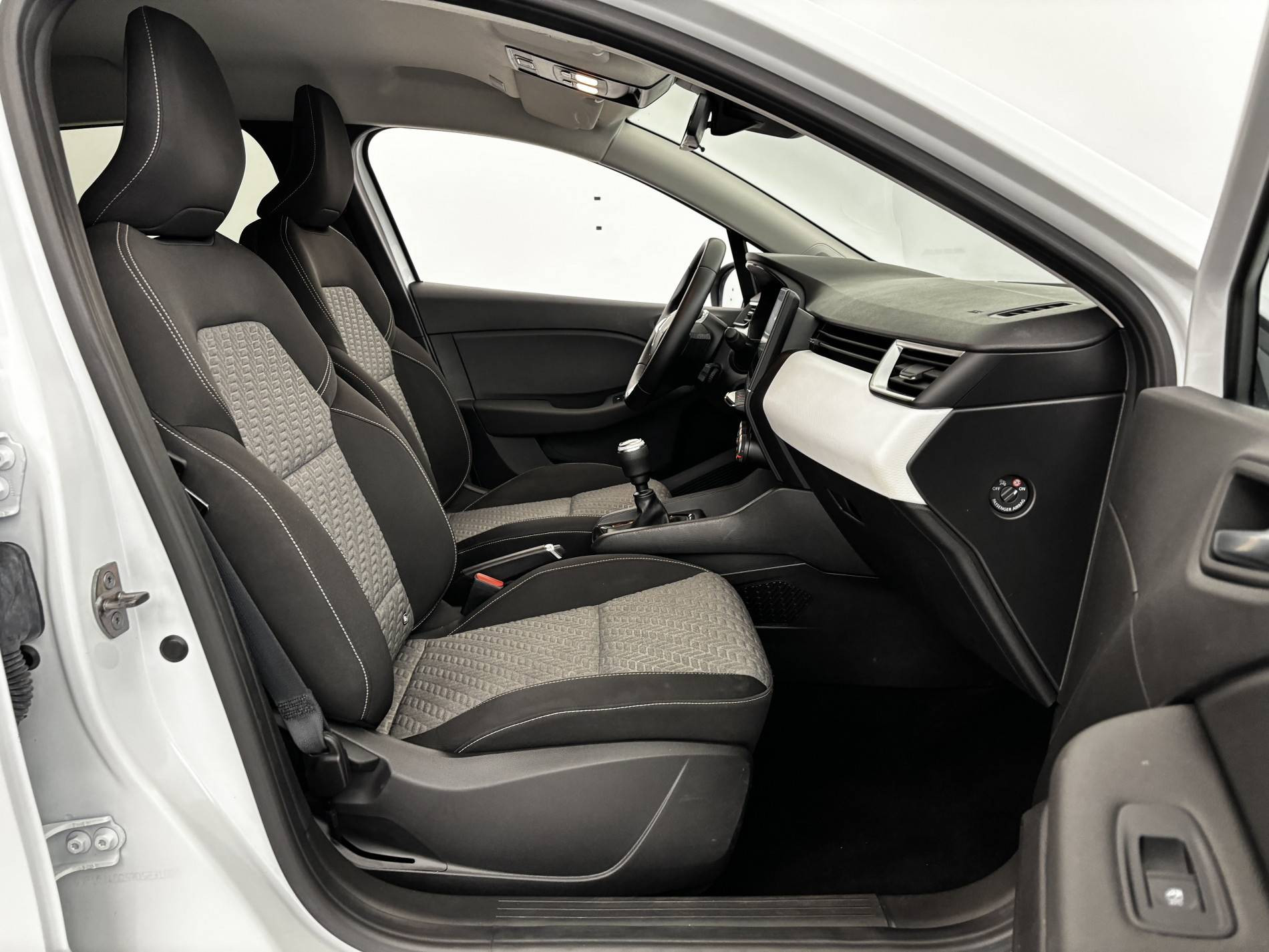 Vente en ligne Renault Clio 5 Clio Blue dCi 100 au prix de 14 990 €