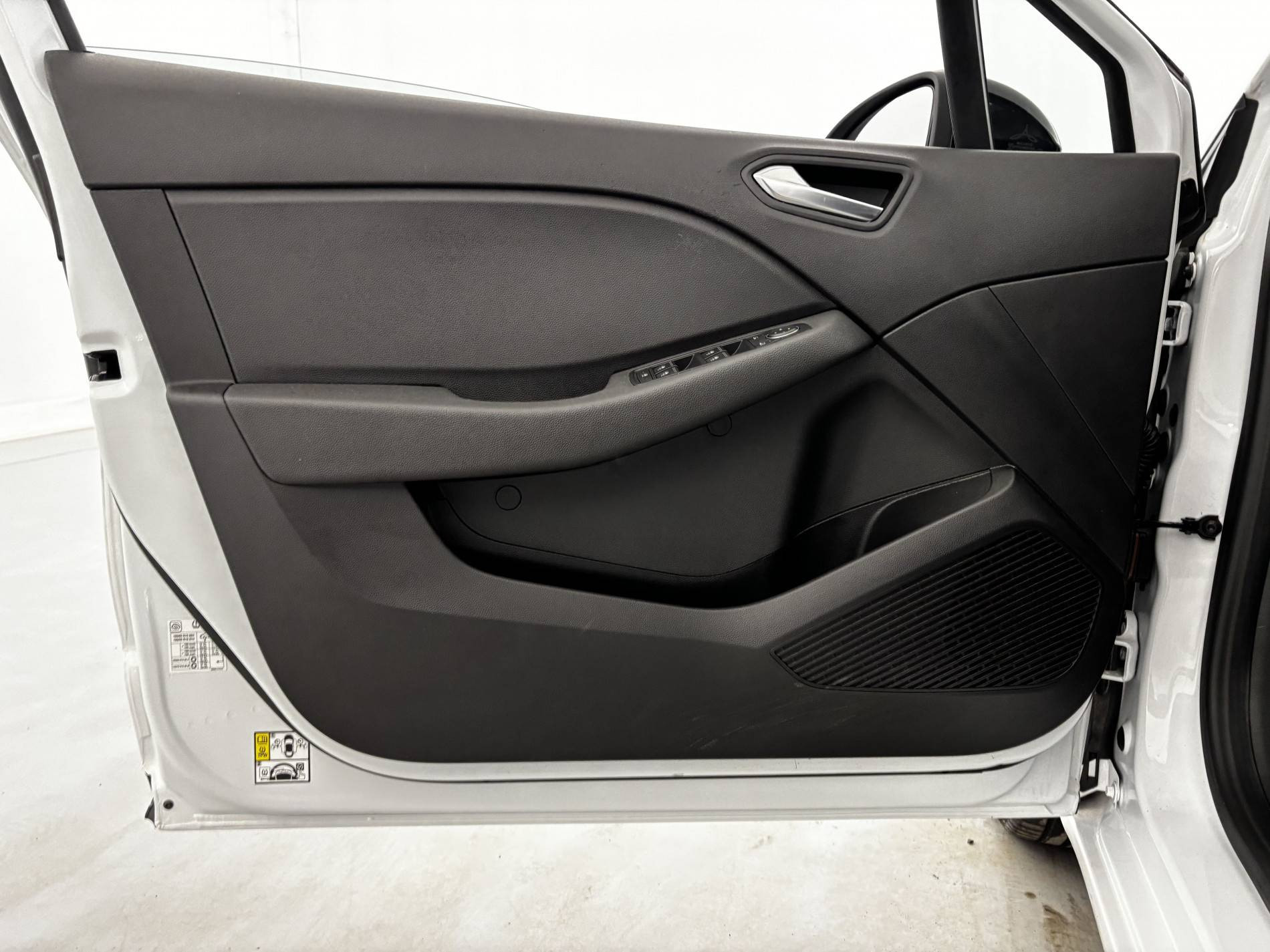 Vente en ligne Renault Clio 5 Clio Blue dCi 100 au prix de 14 990 €