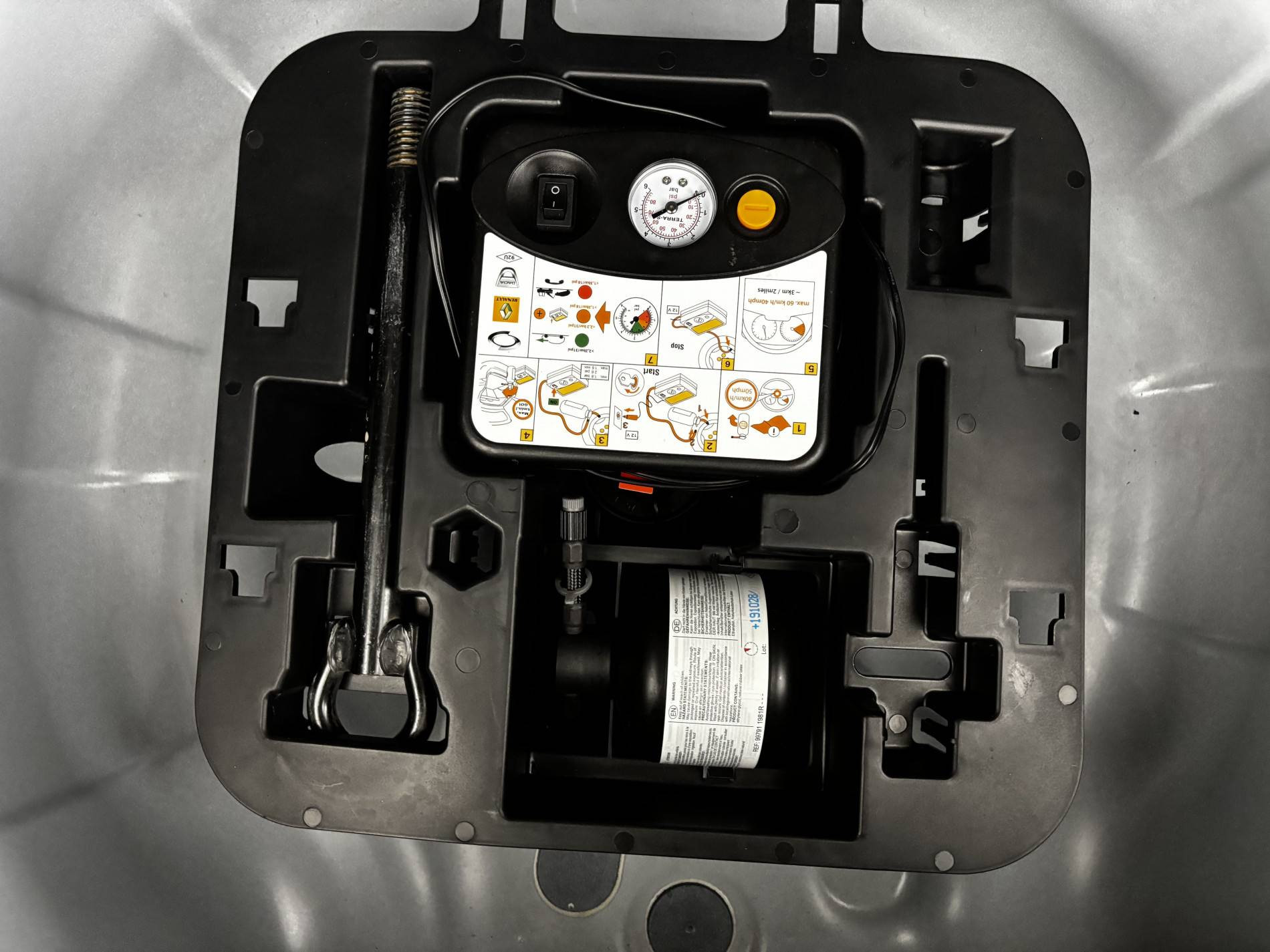 Vente en ligne Renault Clio 5 Clio Blue dCi 100 au prix de 15 490 €