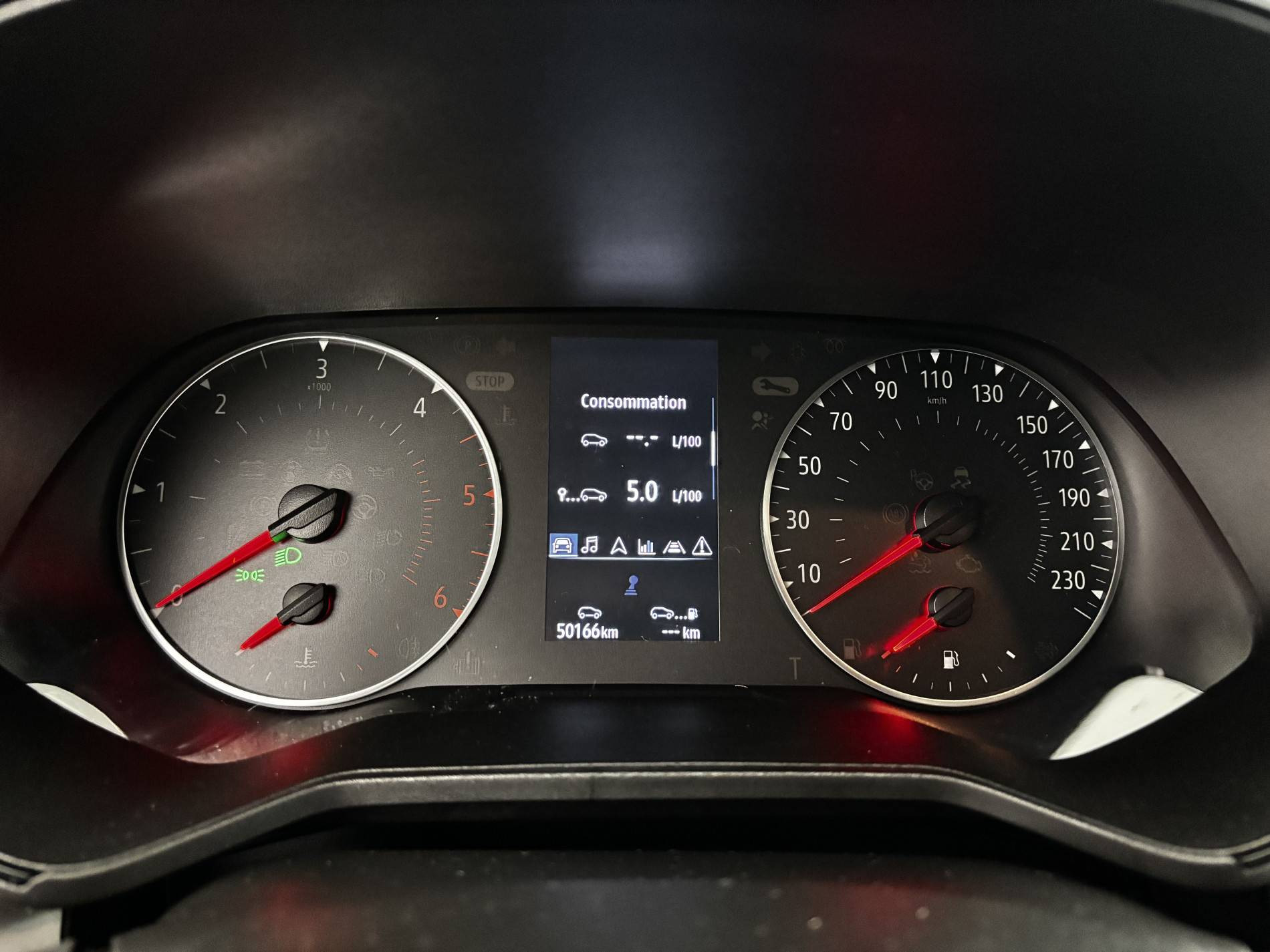 Vente en ligne Renault Clio 5 Clio Blue dCi 100 au prix de 14 990 €