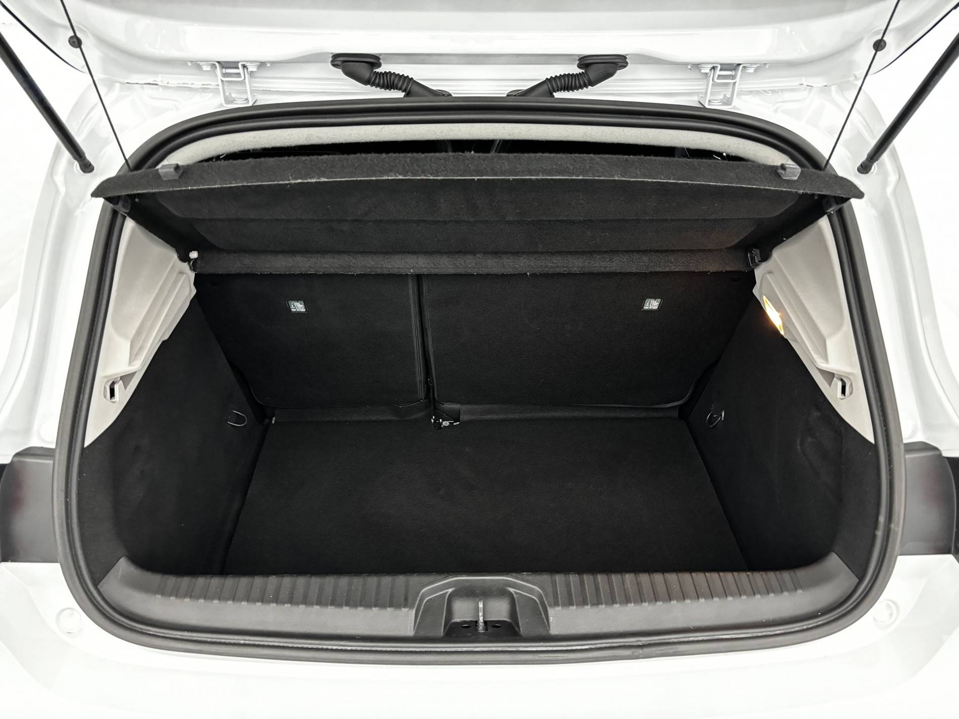 Vente en ligne Renault Clio 5 Clio Blue dCi 100 au prix de 15 490 €