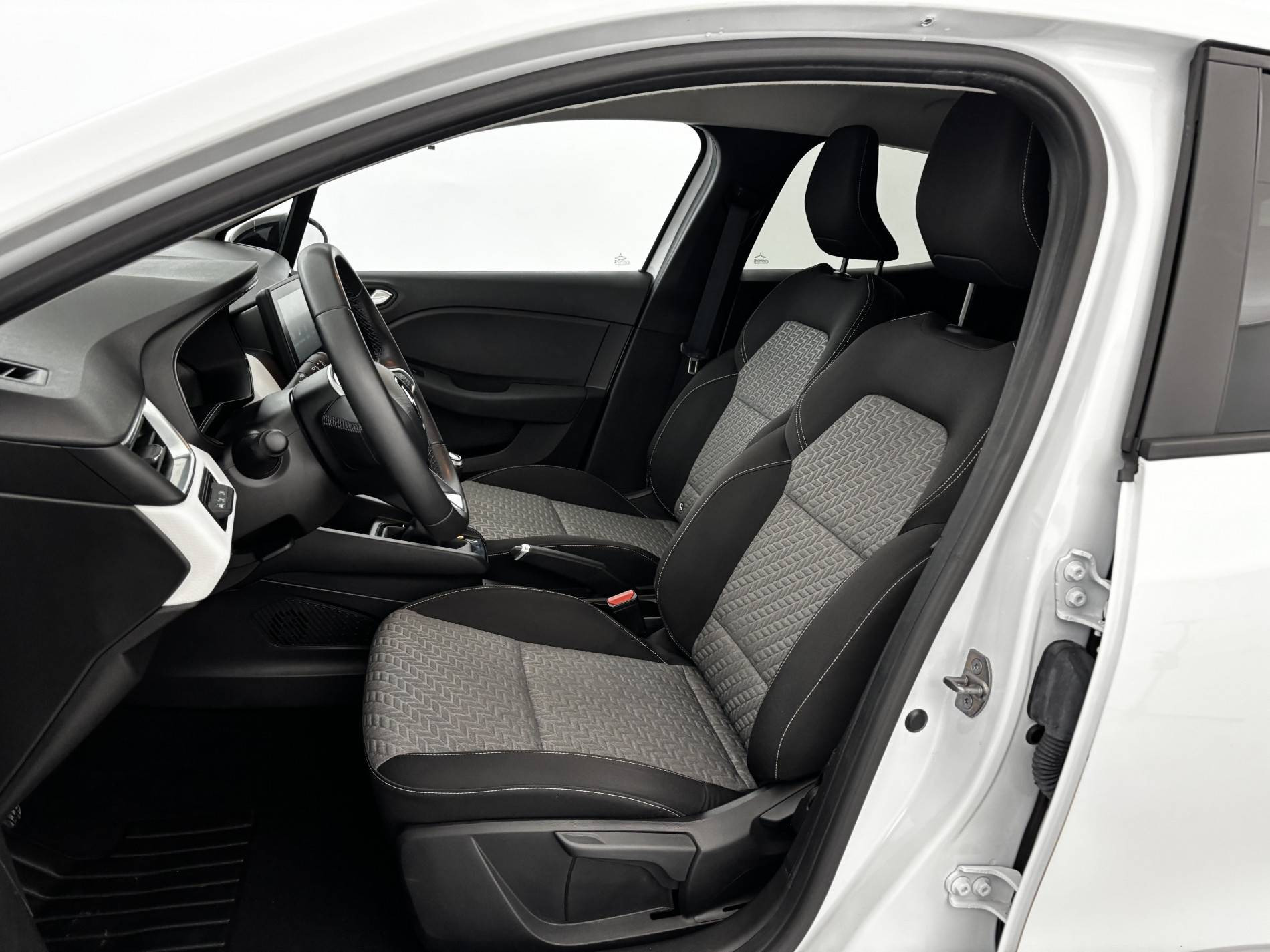 Vente en ligne Renault Clio 5 Clio Blue dCi 100 au prix de 14 990 €