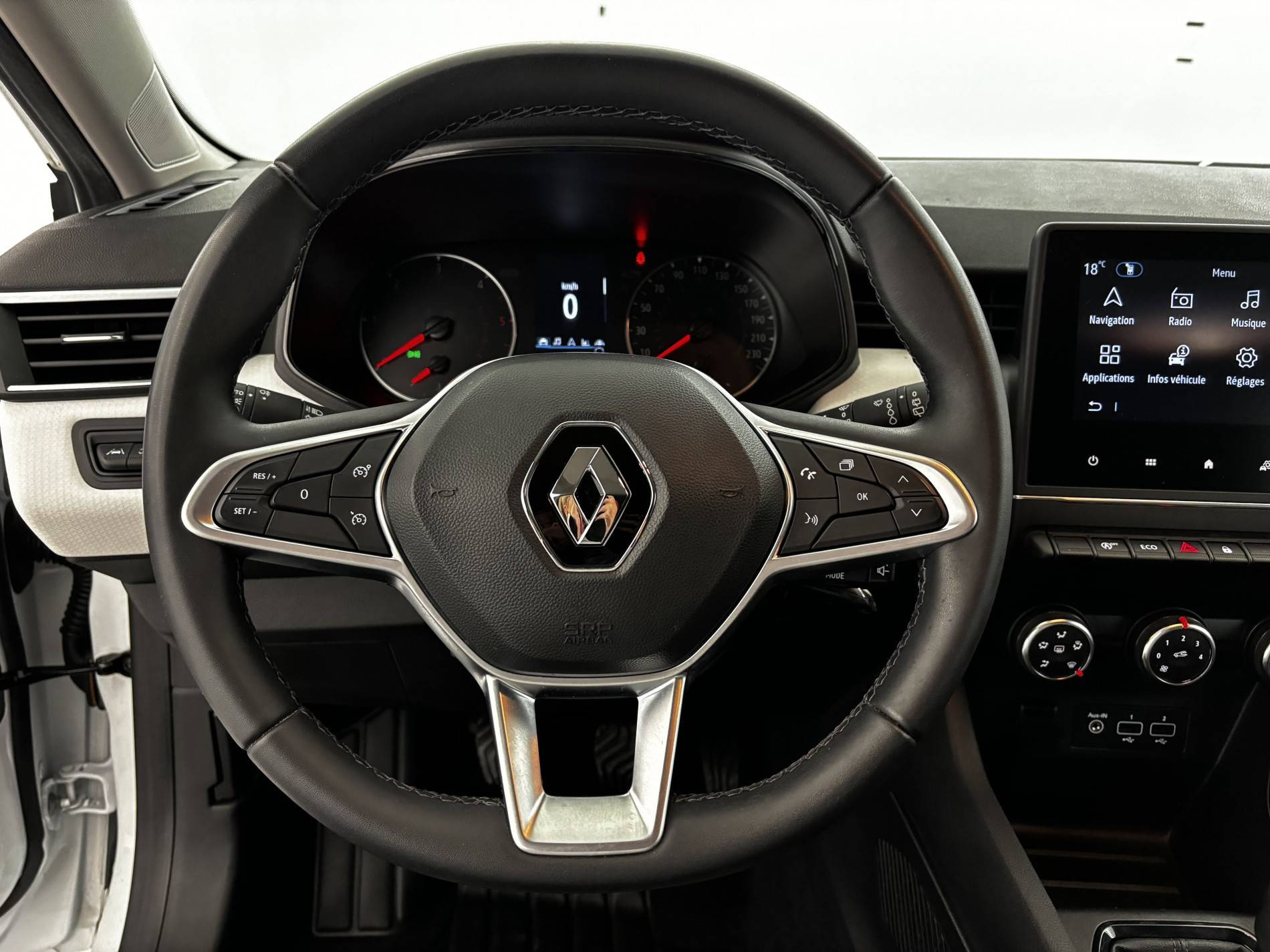 Vente en ligne Renault Clio 5 Clio Blue dCi 100 au prix de 14 990 €