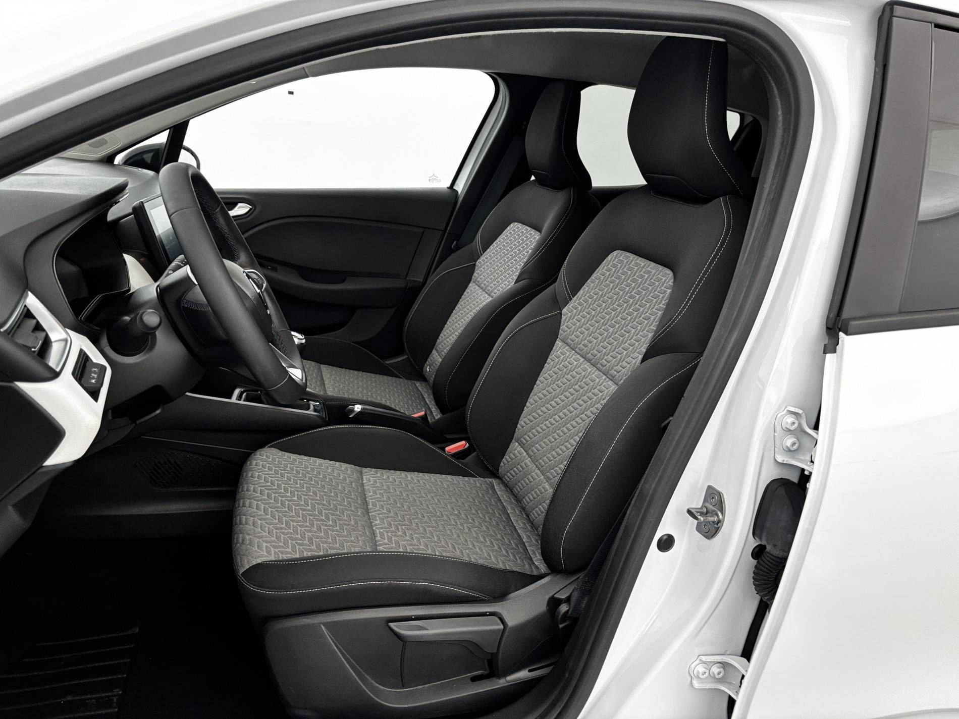 Vente en ligne Renault Clio 5 Clio Blue dCi 100 au prix de 15 490 €