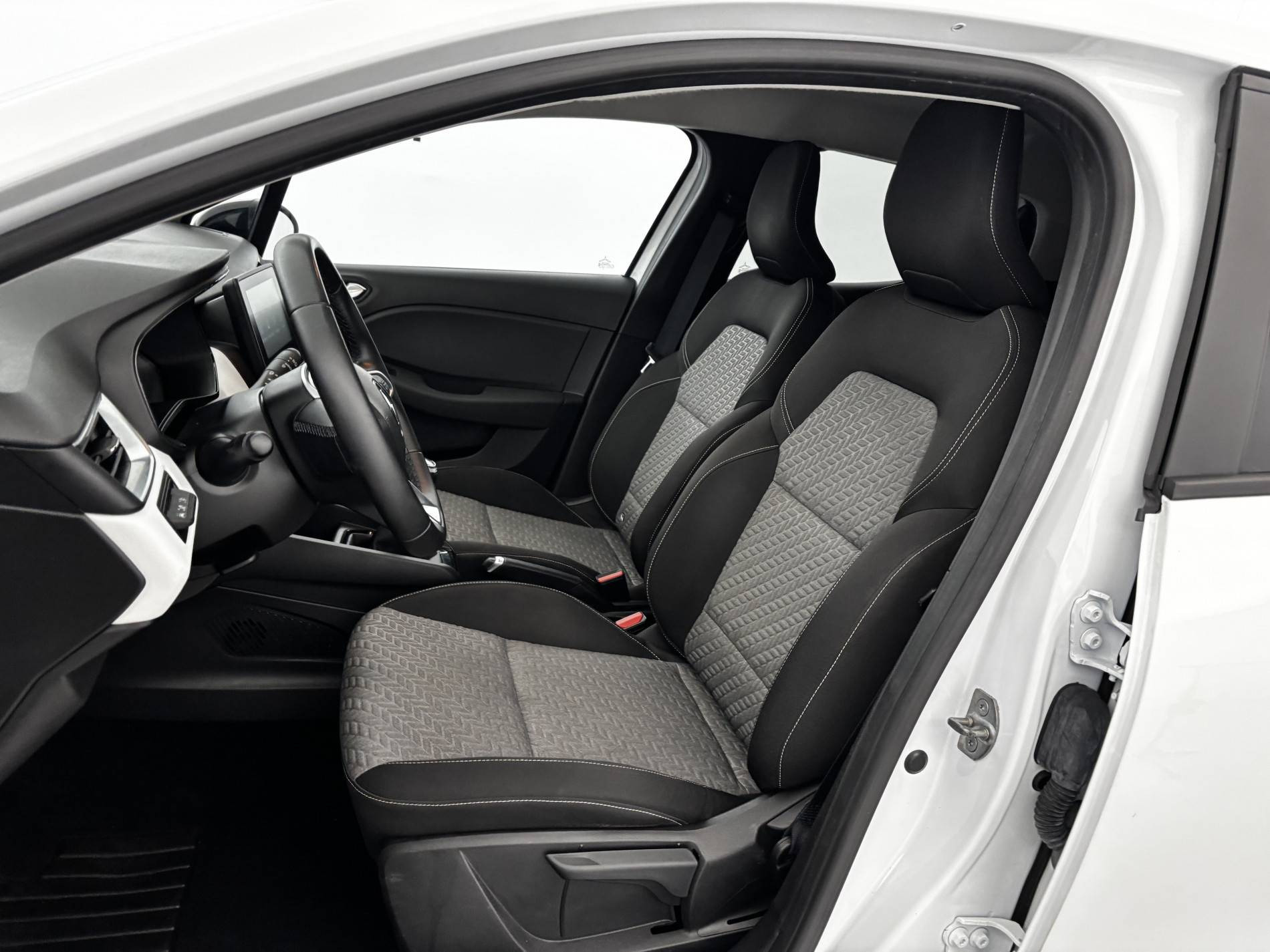 Vente en ligne Renault Clio 5 Clio Blue dCi 100 au prix de 14 990 €