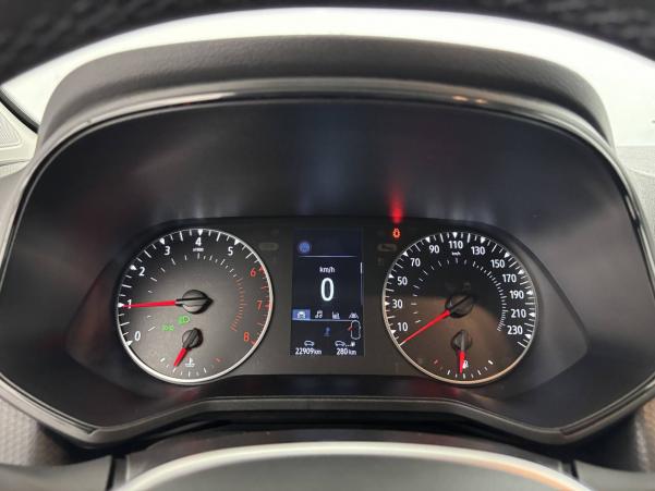 Vente en ligne Renault Clio 5 Clio TCe 90 au prix de 15 470 €