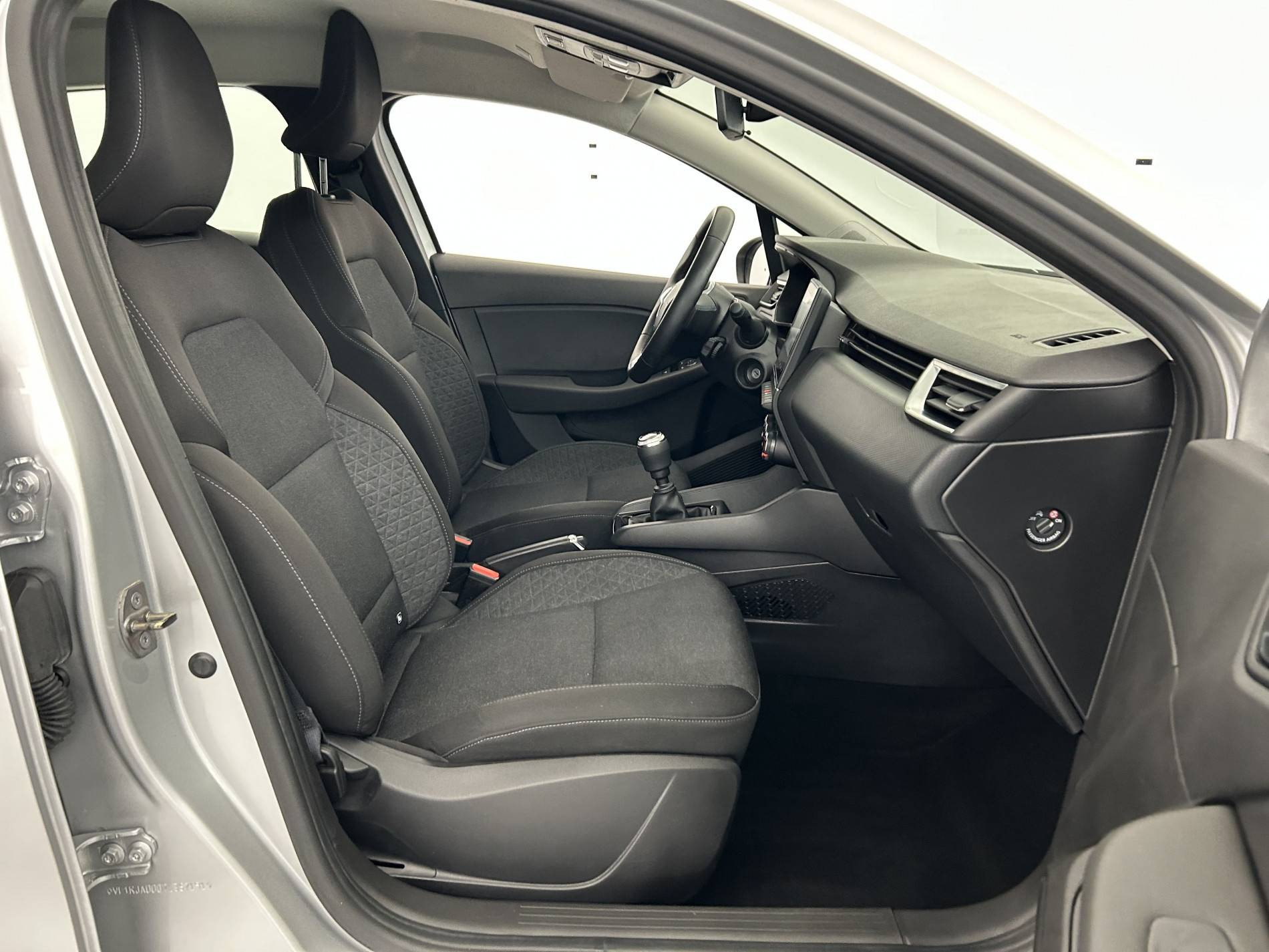 Vente en ligne Renault Clio 5 Clio TCe 90 au prix de 13 980 €