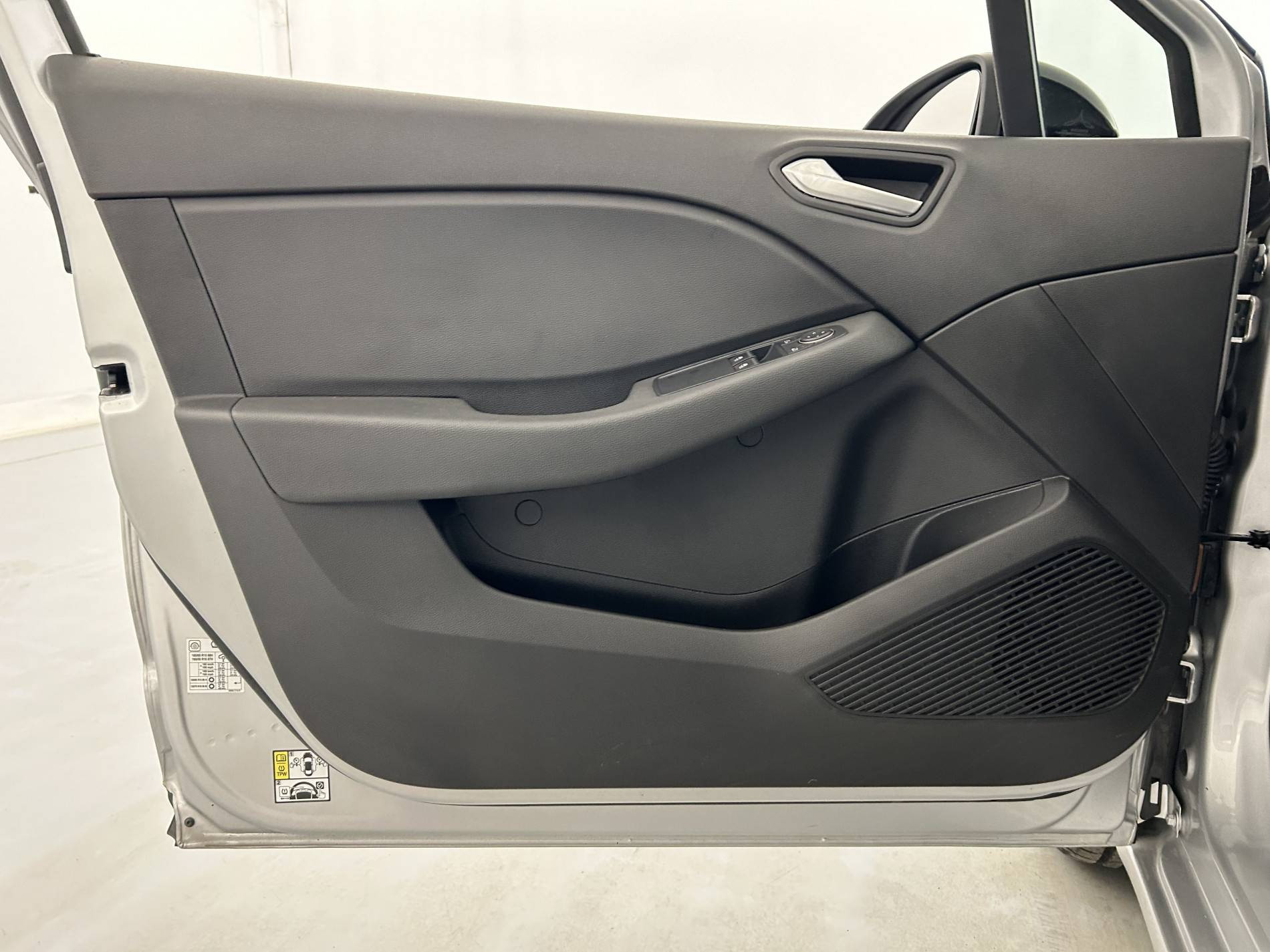 Vente en ligne Renault Clio 5 Clio TCe 90 au prix de 13 980 €