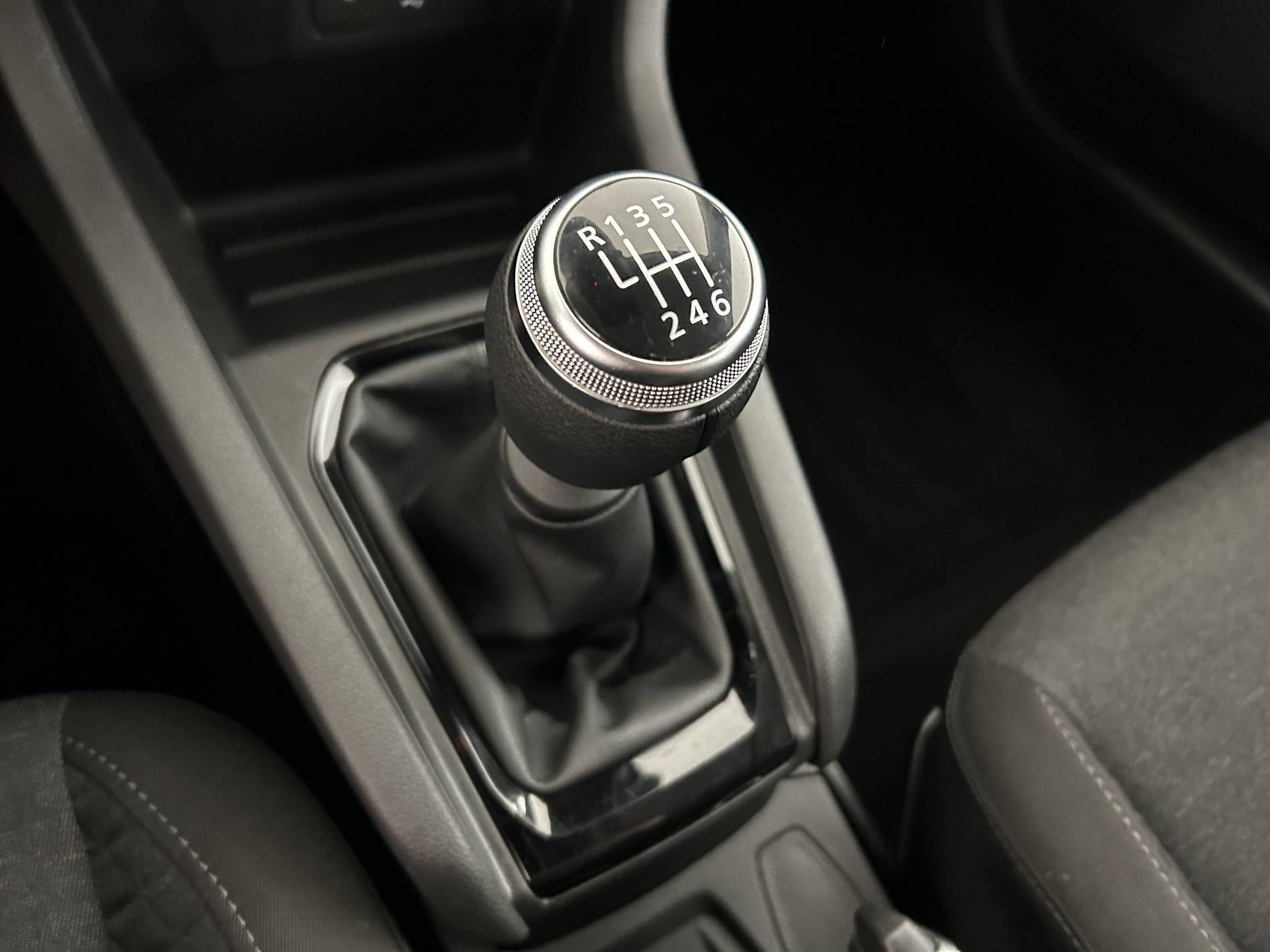 Vente en ligne Renault Clio 5 Clio TCe 90 au prix de 13 980 €