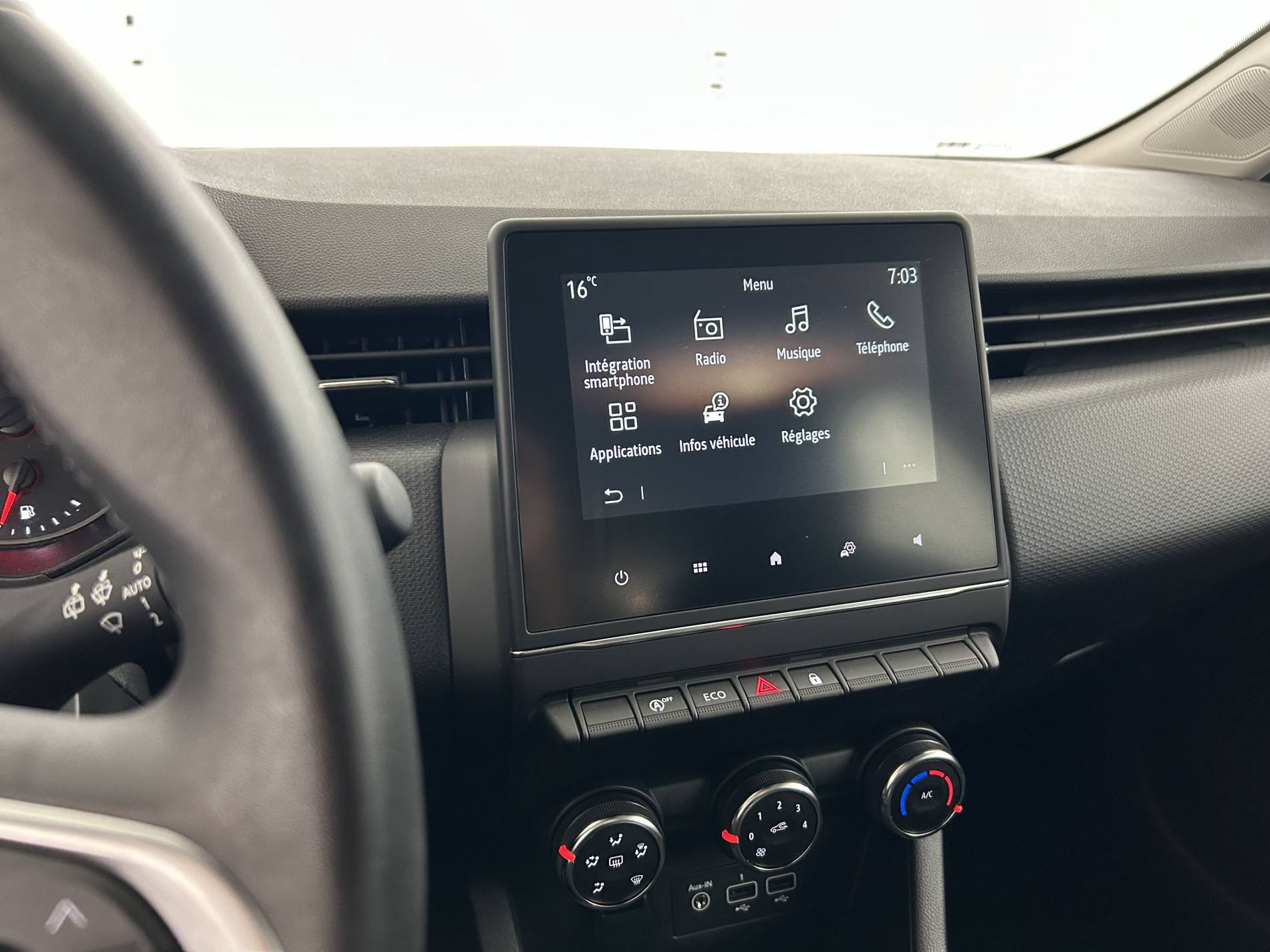 Vente en ligne Renault Clio 5 Clio TCe 90 au prix de 13 980 €