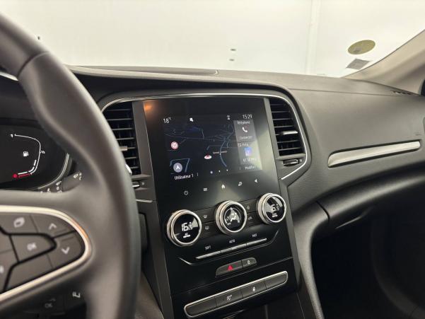 Vente en ligne Renault Megane 4 Mégane IV Berline Blue dCi 115 - 20 au prix de 16 570 €