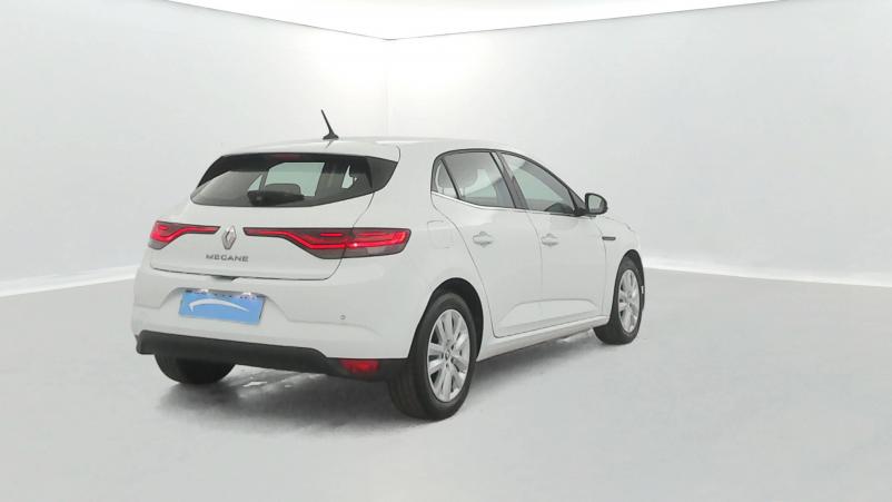 Vente en ligne Renault Megane 4 Mégane IV Berline Blue dCi 115 - 20 au prix de 16 570 €